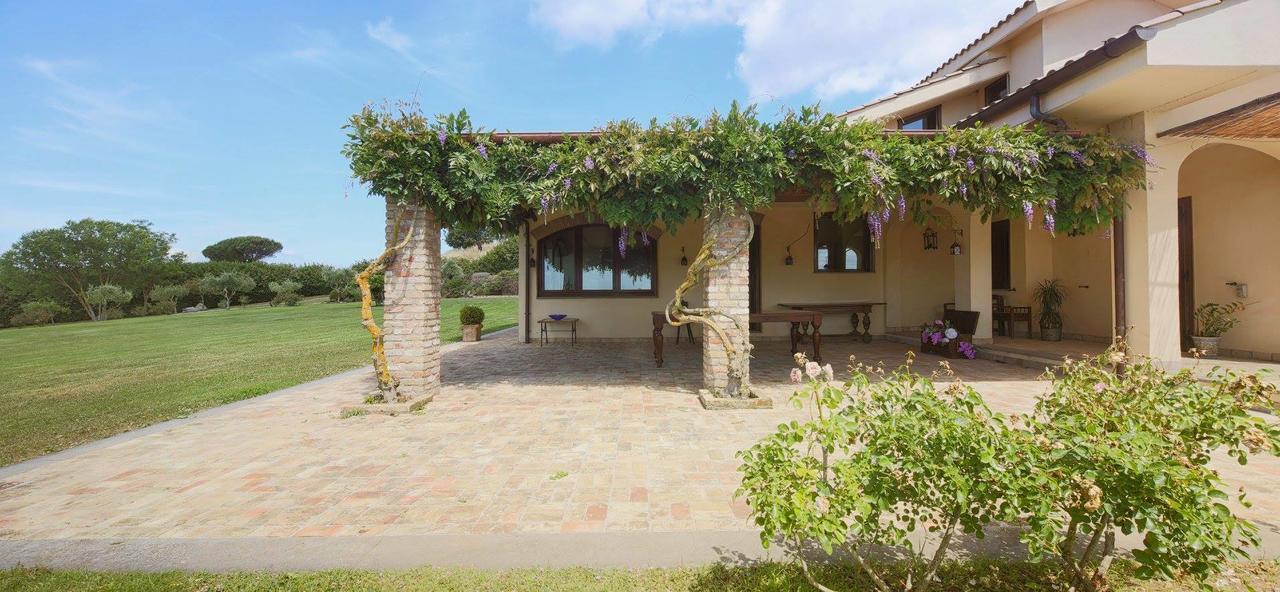 La Cavetta Country House Trevignano Romano Exterior photo